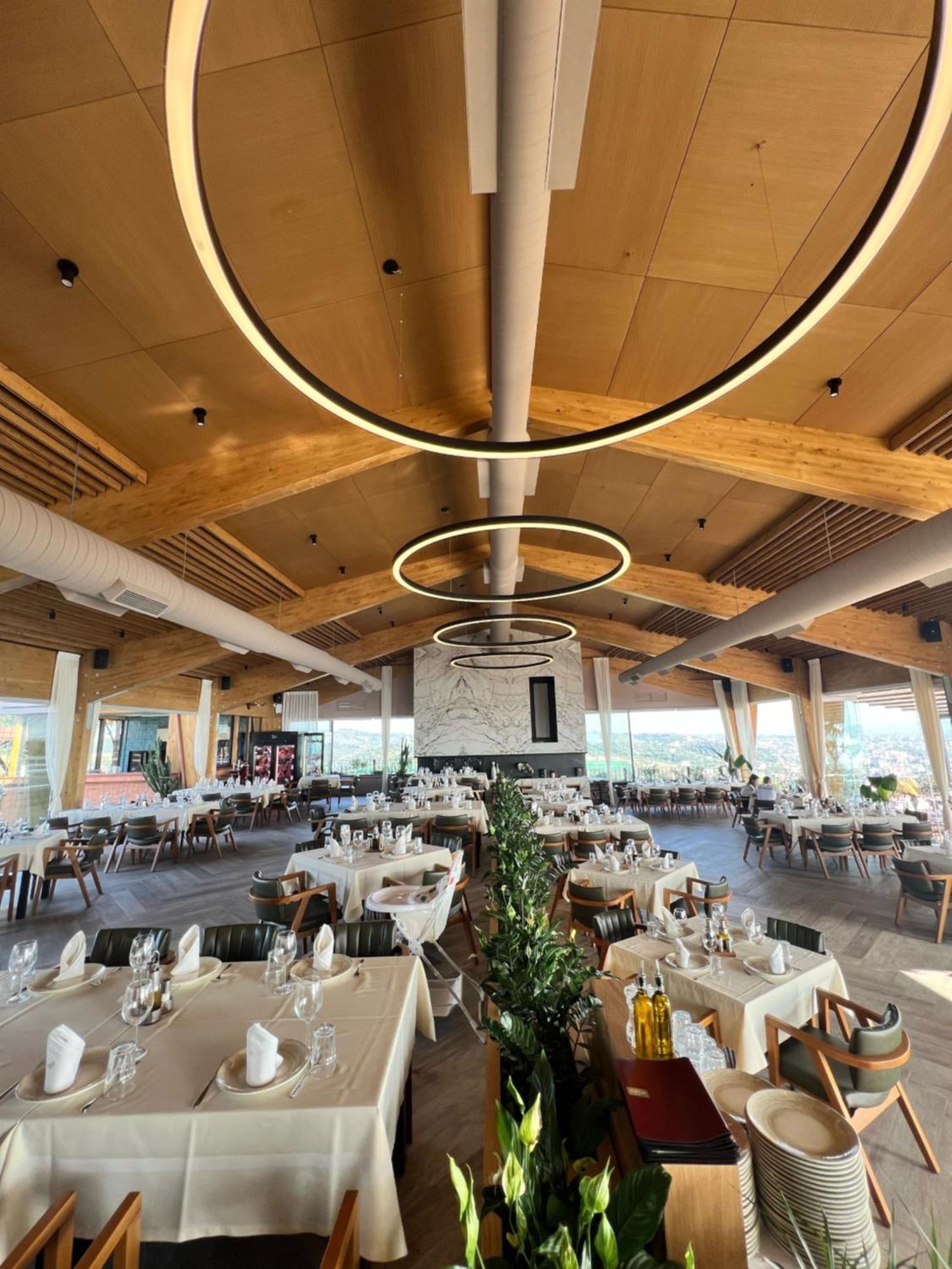 Agroturizem Kodra E Kuajve Hotel Shkallnur Exterior photo