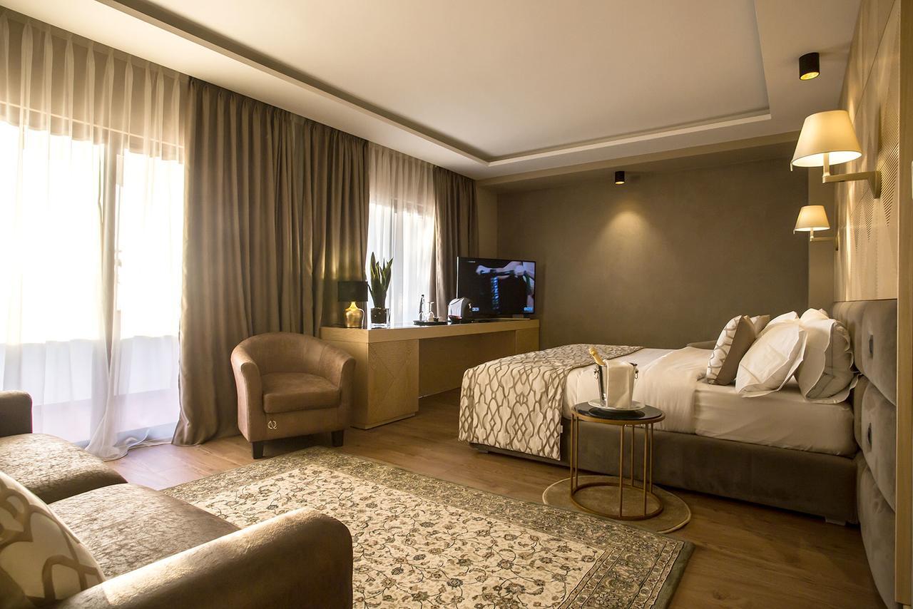 Agroturizem Kodra E Kuajve Hotel Shkallnur Exterior photo
